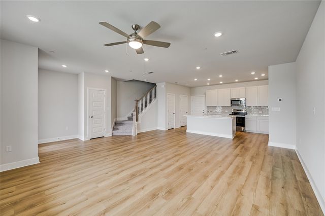 503 Emory Crossing BLVD, Hutto, TX 78634