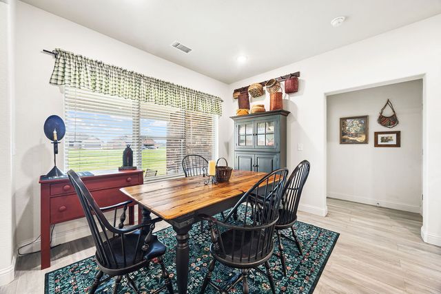 903 Lawlis Road, Siloam Springs, AR 72761