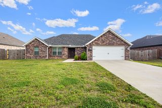 903 Lawlis Road, Siloam Springs, AR 72761