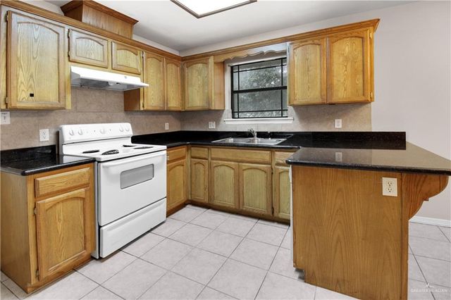 1803 S Horse Street 2, Pharr, TX 78577