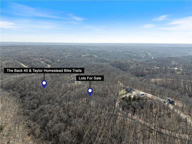 5 Grimsby Lane, Bella Vista, AR 72714