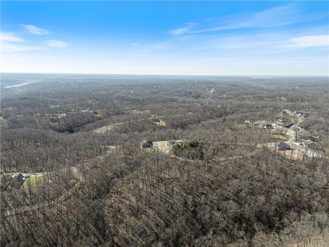 5 Grimsby Lane, Bella Vista, AR 72714