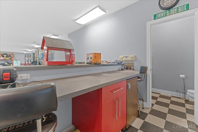 7644 Millikin Road, Liberty Twp, OH 45044