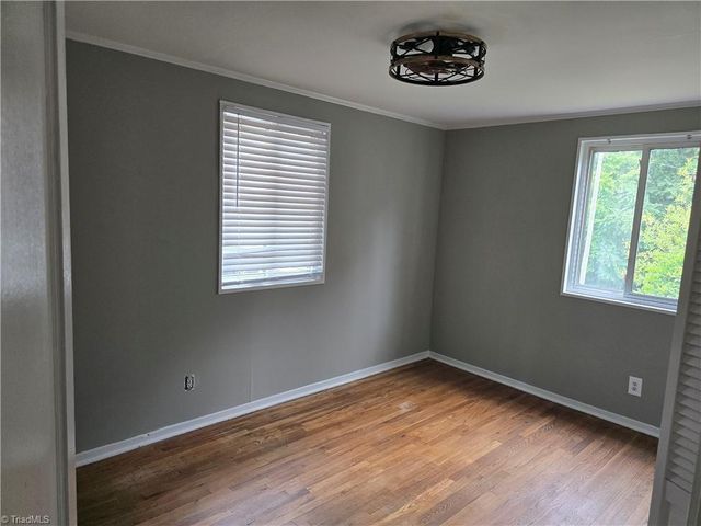 568 Overlook Street, Greensboro, NC 27403