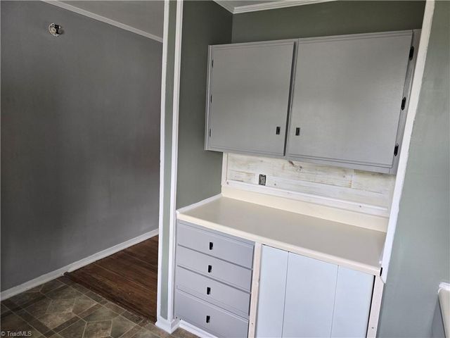 568 Overlook Street, Greensboro, NC 27403