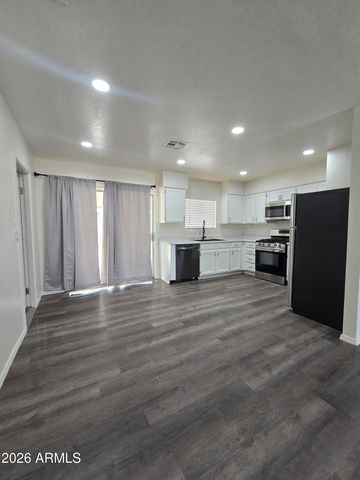 517 W GROVE Street, Phoenix, AZ 85041