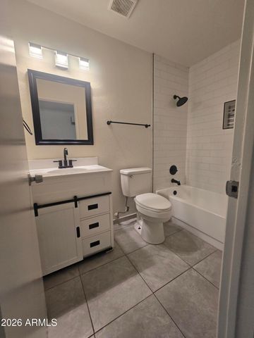 517 W GROVE Street, Phoenix, AZ 85041