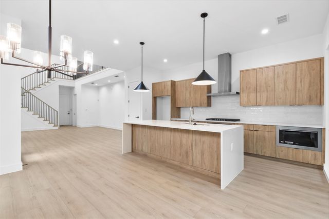 2812 Guymon Street, Dallas, TX 75212