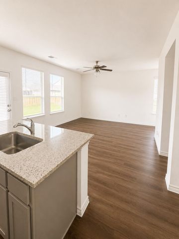 767 Westpointe Drive, Dayton, TX 77535