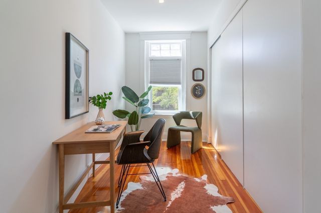 23 Strathmore Rd 1A, Brookline, MA 02445