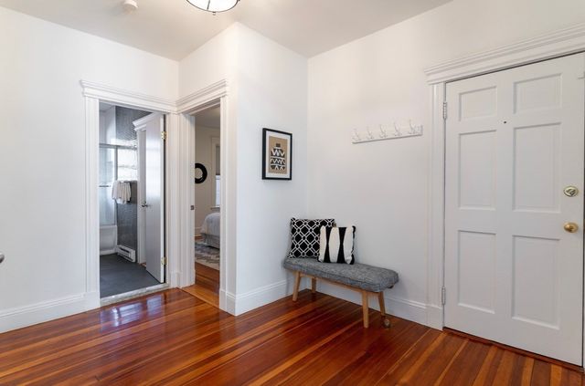 23 Strathmore Rd 1A, Brookline, MA 02445