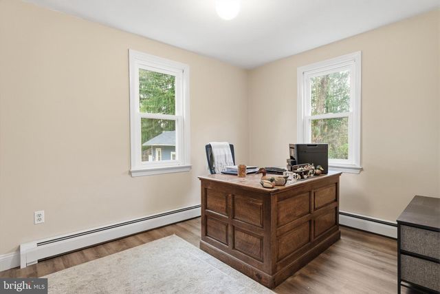 131 CRUSHER RD, Hopewell, NJ 08525