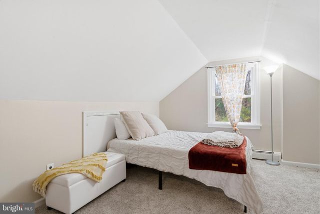 131 CRUSHER RD, Hopewell, NJ 08525