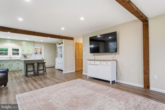 131 CRUSHER RD, Hopewell, NJ 08525