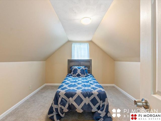 2729 S 23 Street, Omaha, NE 68108