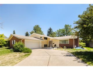 6754 S Detroit Cir, Centennial, CO 80122