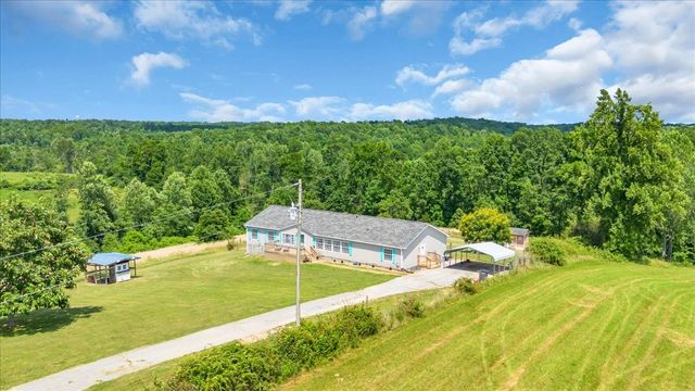 2657 Oak Grove Rd, Red Boiling Springs, TN 37150