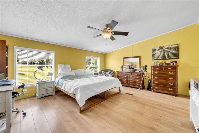 2657 Oak Grove Rd, Red Boiling Springs, TN 37150