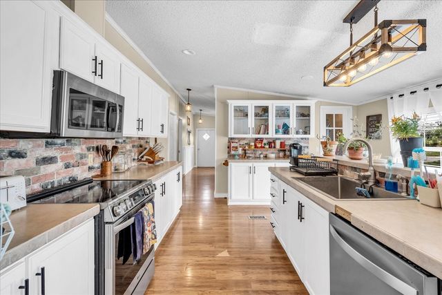 2657 Oak Grove Rd, Red Boiling Springs, TN 37150