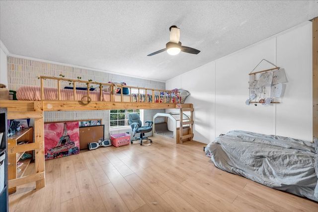 2657 Oak Grove Rd, Red Boiling Springs, TN 37150