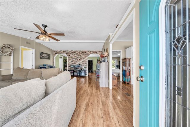 2657 Oak Grove Rd, Red Boiling Springs, TN 37150