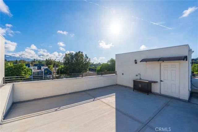 714 Chestnut Avenue, Los Angeles, CA 90042