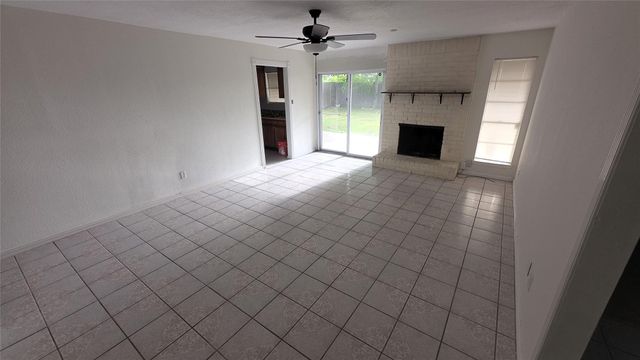 9422 Pinole Lane, Houston, TX 77086