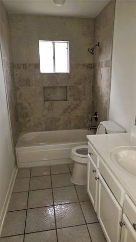 9422 Pinole Lane, Houston, TX 77086