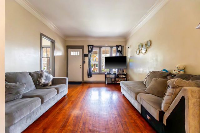 5610 S Honore Street, Chicago, IL 60636