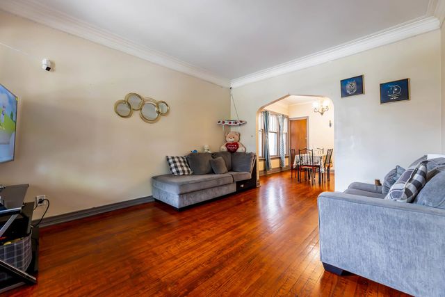 5610 S Honore Street, Chicago, IL 60636