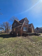 15724 Lesure Street, Detroit, MI 48227