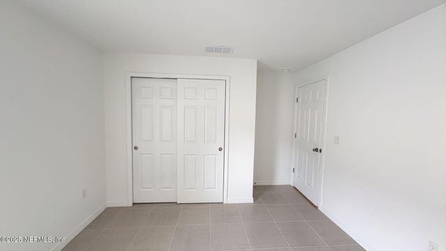 4 LLOBEL Place, Palm Coast, FL 32164