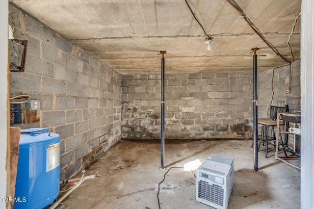 1343 Piney Flats Road, Watauga, TN 37694