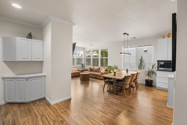 3360 Apollo Cir, Roseville, CA 95661