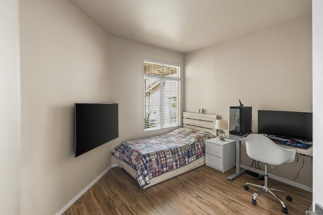 3360 Apollo Cir, Roseville, CA 95661