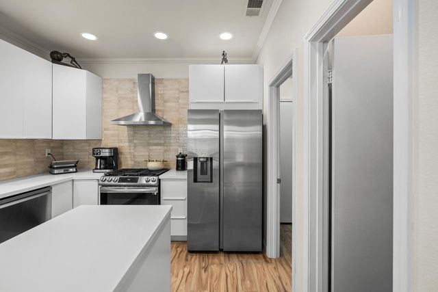 3360 Apollo Cir, Roseville, CA 95661