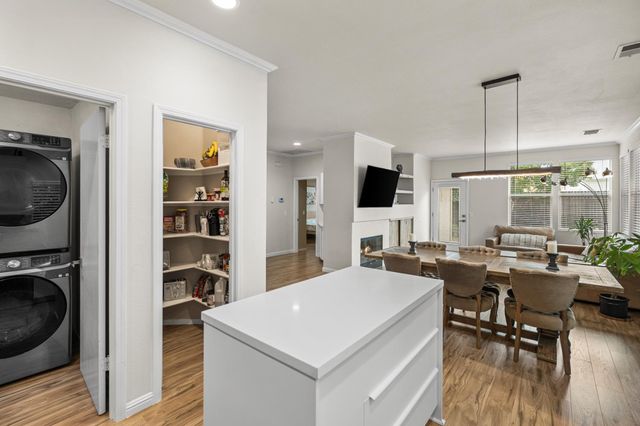 3360 Apollo Cir, Roseville, CA 95661