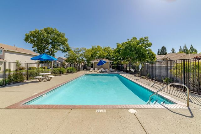 3360 Apollo Cir, Roseville, CA 95661