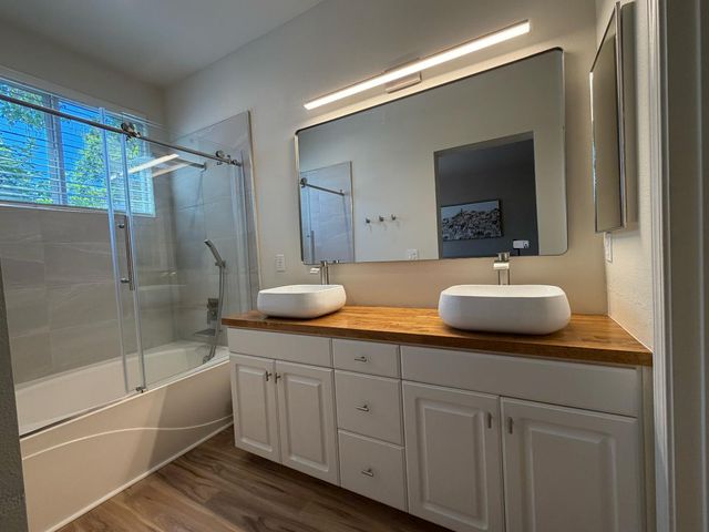 3360 Apollo Cir, Roseville, CA 95661