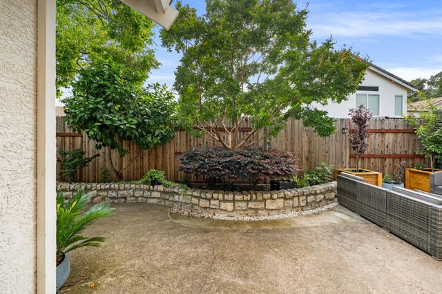 3360 Apollo Cir, Roseville, CA 95661