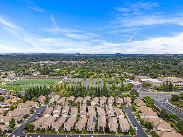 3360 Apollo Cir, Roseville, CA 95661