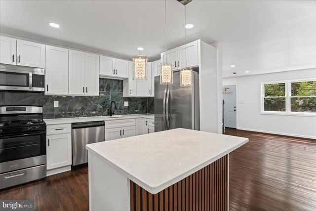 835 4TH ST, Laurel, MD 20707