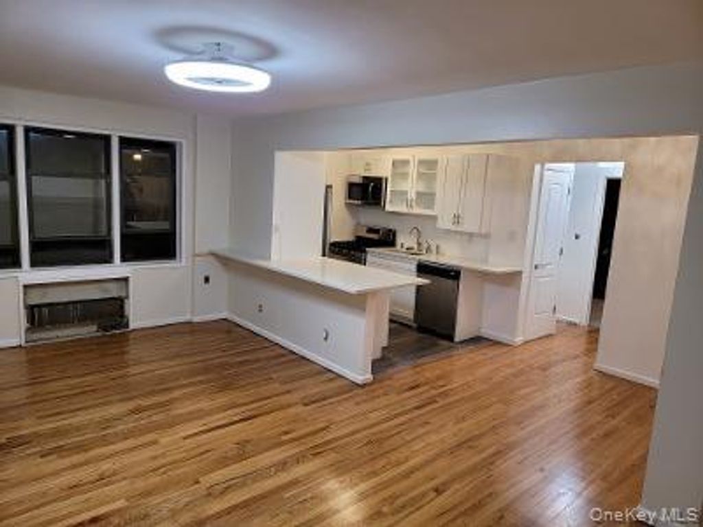 1 Fisher Drive 505, Mount Vernon, NY 10552 — exterior