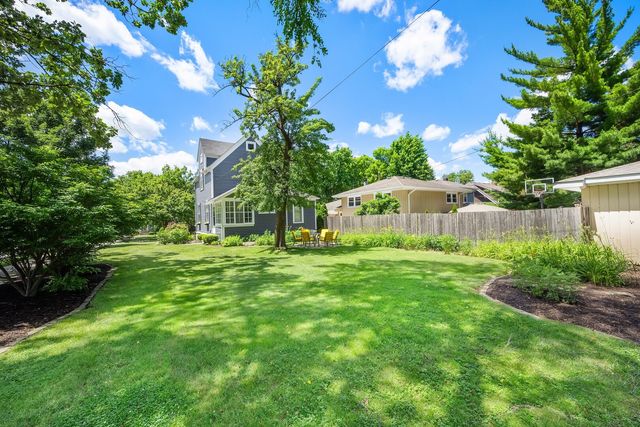4541 Forest Avenue, Downers Grove, IL 60515