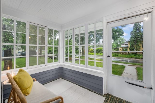 4541 Forest Avenue, Downers Grove, IL 60515