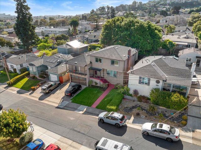 65 Burbank Avenue, San Mateo, CA 94403