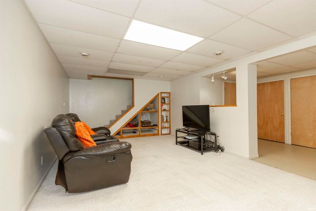12012 S Timberline Trace, Granger, IN 46530