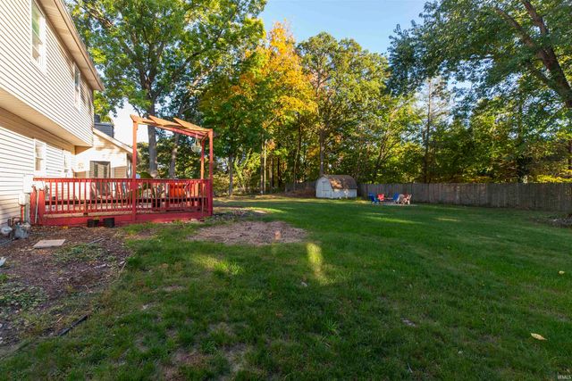 12012 S Timberline Trace, Granger, IN 46530