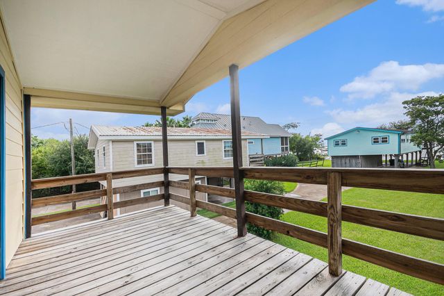 1434 10th Street, San Leon, TX 77539