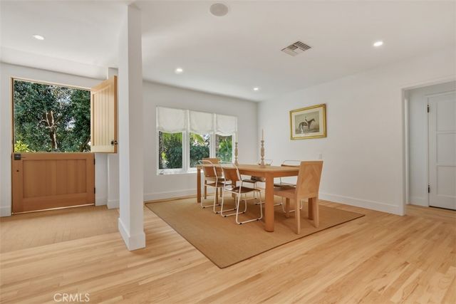 16943 Hartland, Lake Balboa, CA 91406
